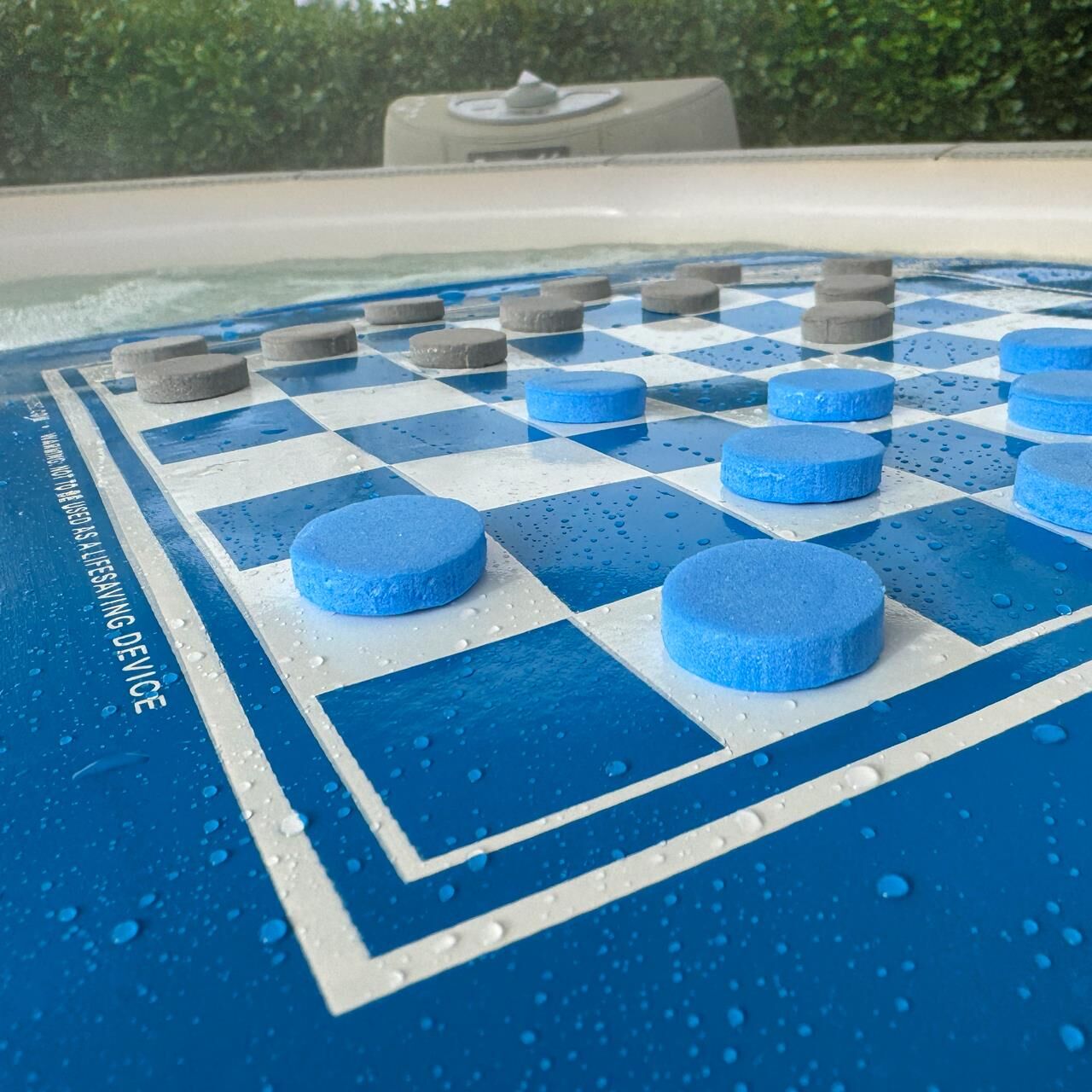 Schwimmtablett - Whirlpool-Getränkehalter - mit Spielbrett - 50 x 40 x 5 cm - blau (Schach/Dame)